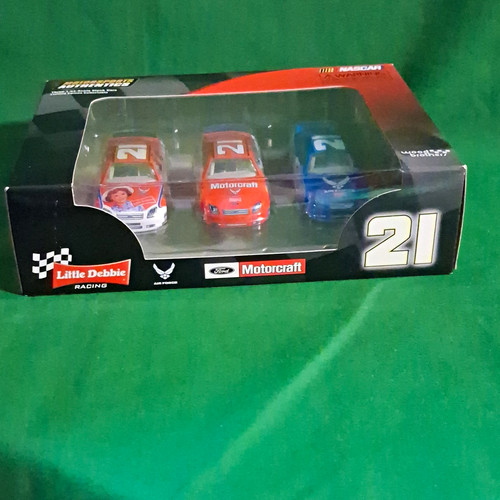 Motorsports authentics 64 - motorsports,